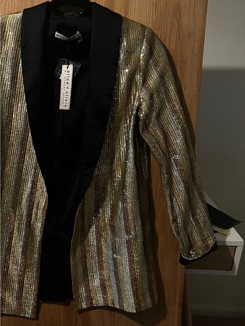 Alice and Olivia Blazer sequin NWT SMALL